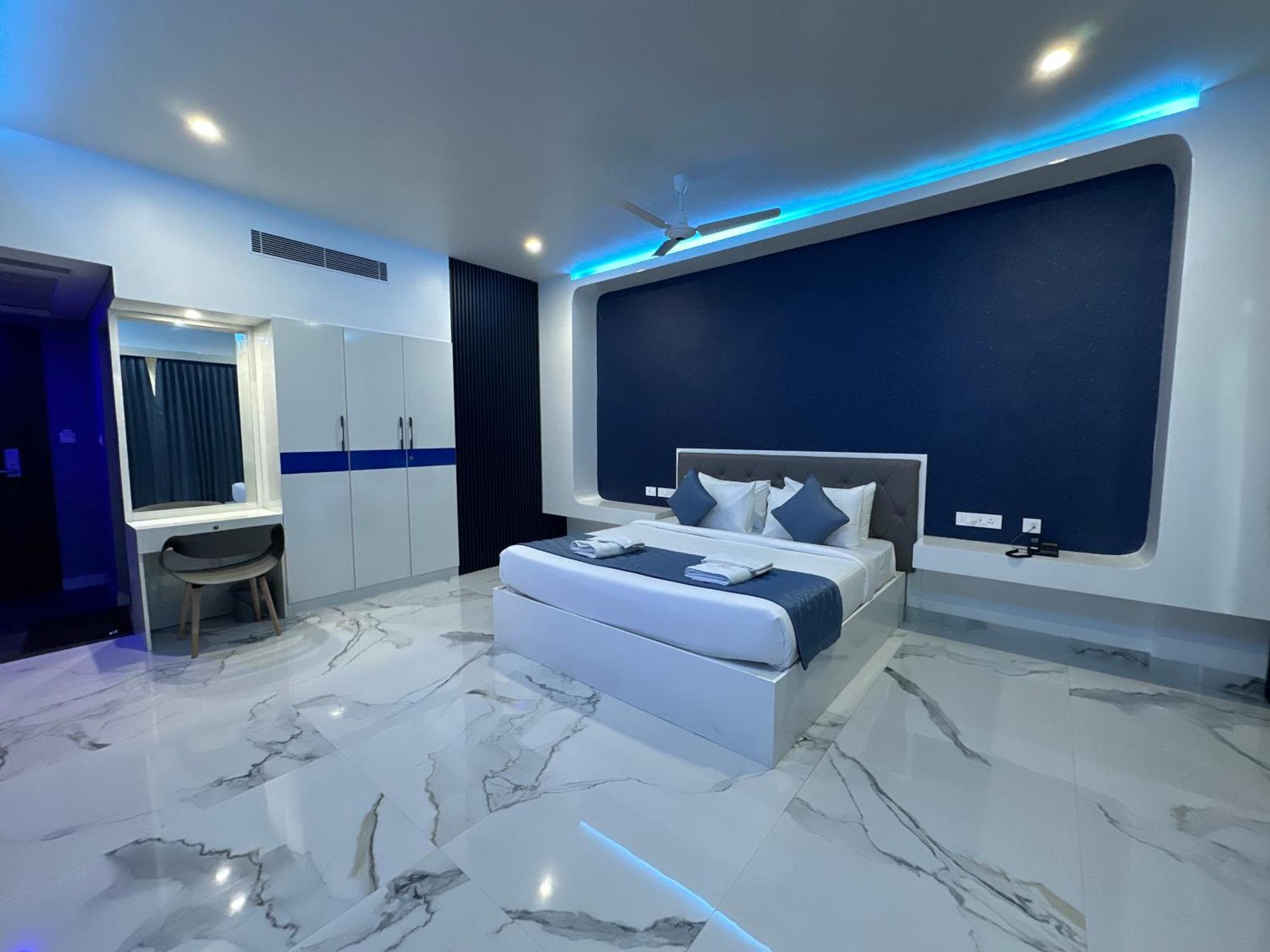 Silver Stone Park Resort, Kovilpatti Экстерьер фото