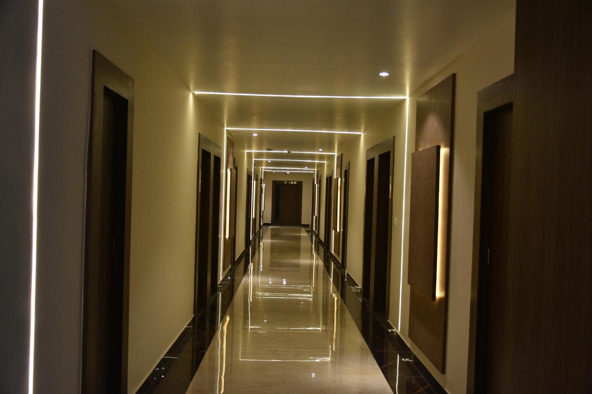 Silver Stone Park Resort, Kovilpatti Экстерьер фото